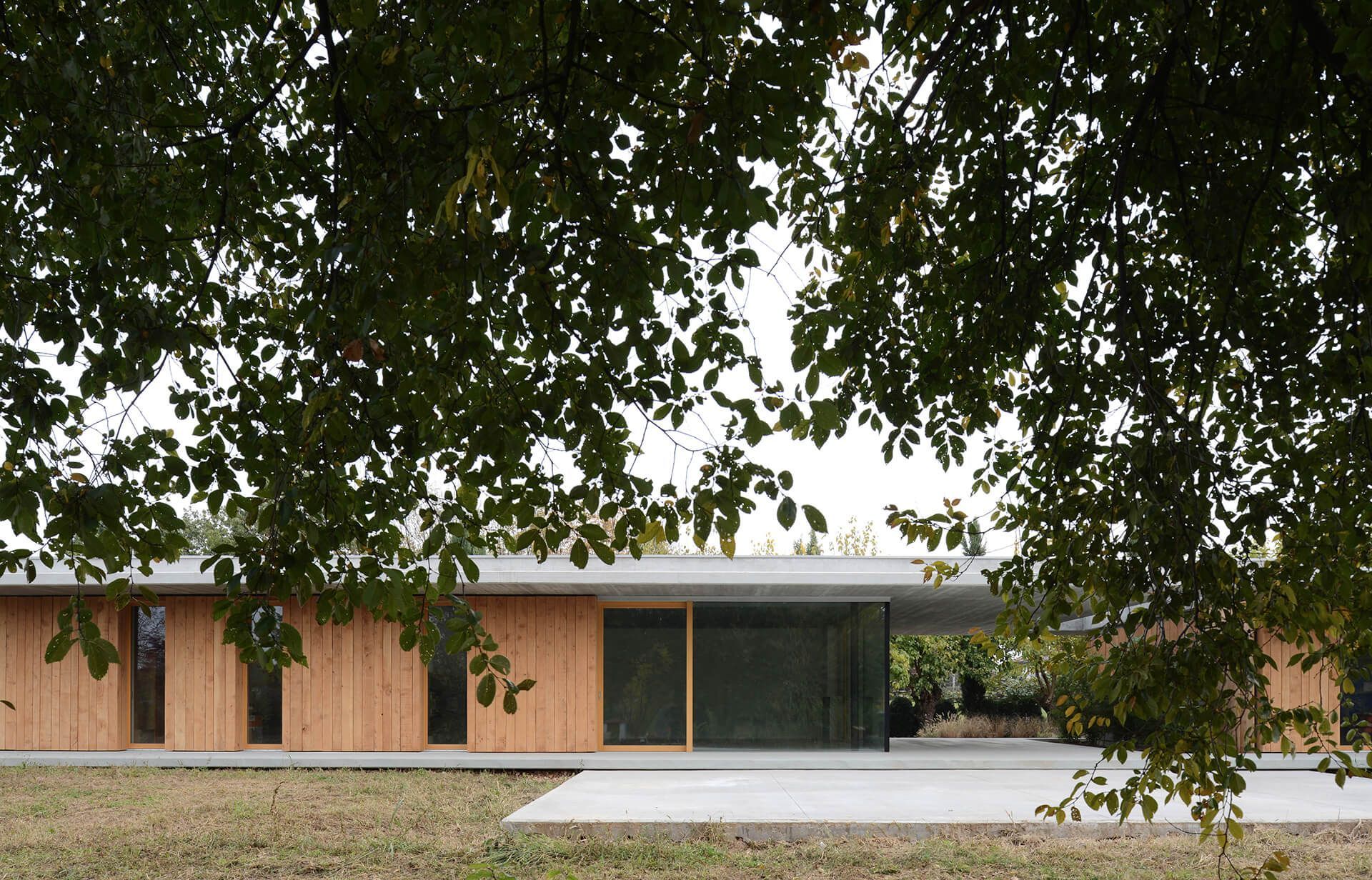 Isos_maxima_80_Villa_in_campagna